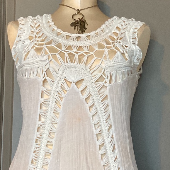 It Girl Tunic Top - Picture 2 of 7